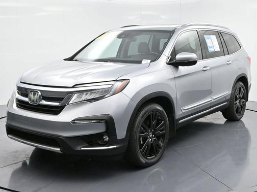2019 Honda Pilot Touring 8-Passenger