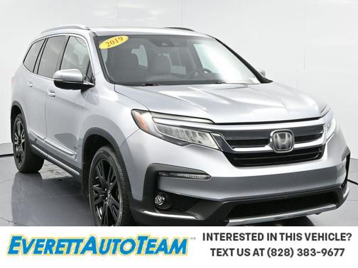 2019 Honda Pilot Touring 8-Passenger