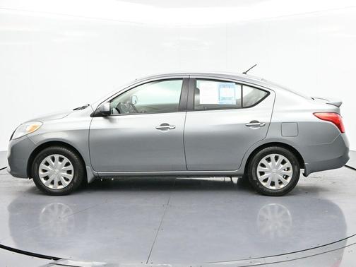 2013 Nissan Versa 1.6 S