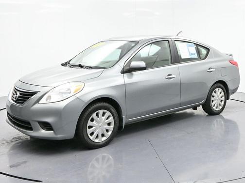 2013 Nissan Versa 1.6 S
