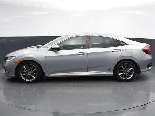 Photo 4 of 49 of 2019 Honda Civic EX