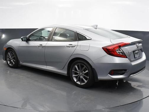 Photo 5 of 49 of 2019 Honda Civic EX