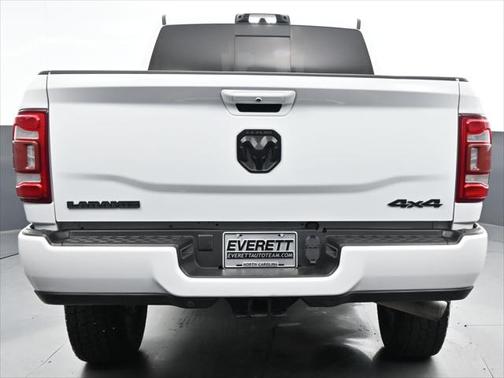 2021 RAM 2500 Laramie Crew Cab 4x4 6'4' Box