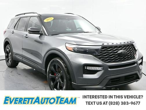 2022 Ford Explorer ST