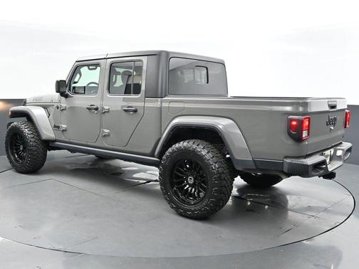 2021 Jeep Gladiator Willys 4x4