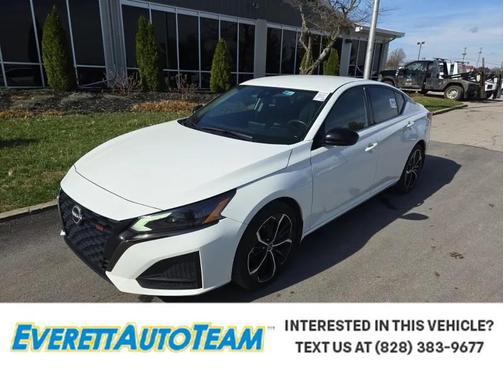 2023 Nissan Altima SR FWD