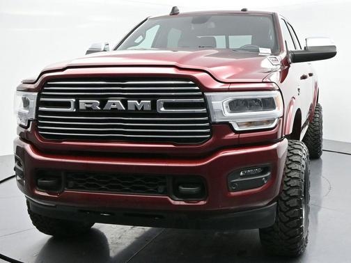 2022 RAM 2500 Laramie Crew Cab 4x4 6'4' Box
