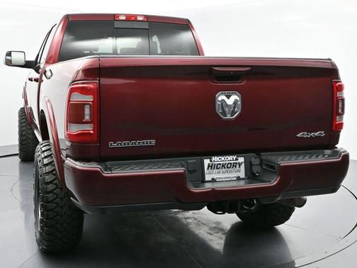 2022 RAM 2500 Laramie Crew Cab 4x4 6'4' Box