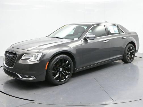 Granite Crystal Metallic Clearcoat 2019 Chrysler 300 Limited