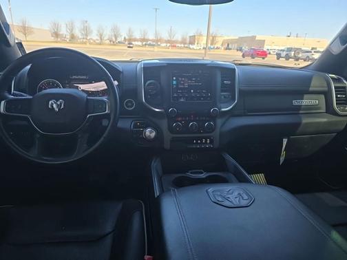 Bright White Clearcoat 2022 RAM 1500 Laramie