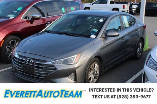 2019 Hyundai ELANTRA SEL