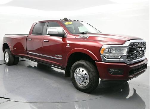 2022 RAM 3500 Limited Crew Cab 4x4 8' Box