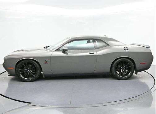Destroyer Gray Clearcoat 2018 Dodge Challenger R/T
