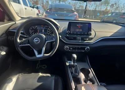 2021 Nissan Altima SR FWD