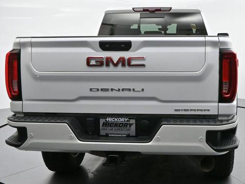 White Frost Tricoat 2022 GMC Sierra 3500 Denali
