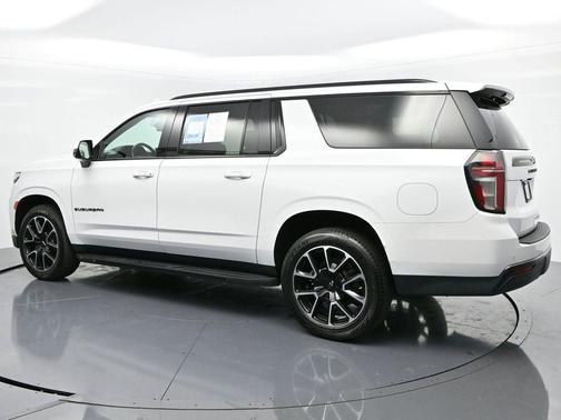 2021 Chevrolet Suburban RST