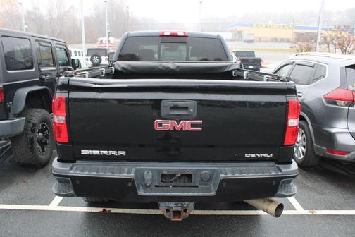 2015 GMC Sierra 2500 Denali
