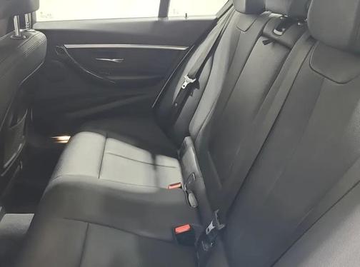2018 BMW 330 xDrive