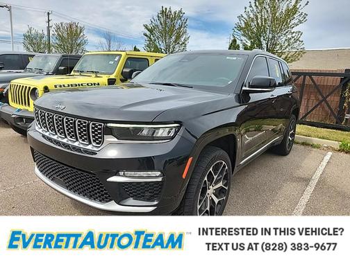 2022 Jeep Grand Cherokee Summit