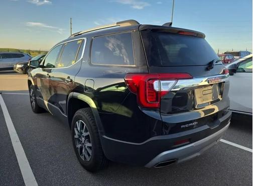 2023 GMC Acadia AWD SLT