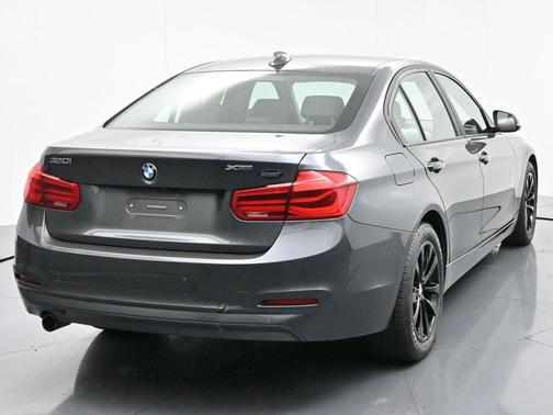 2018 BMW 320 i