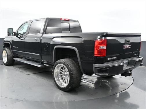 2015 GMC Sierra 2500 Denali