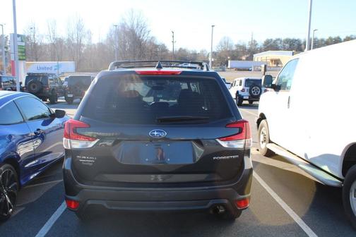 2019 Subaru Forester Base