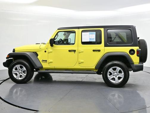 2022 Jeep Wrangler Unlimited Sport