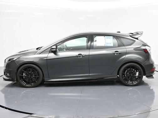 2018 Ford Focus ST ST