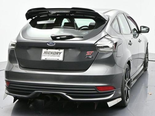 2018 Ford Focus ST ST