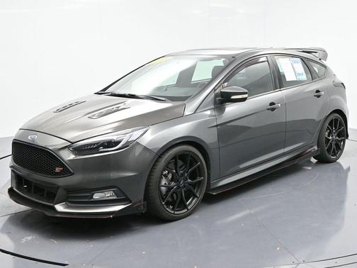 2018 Ford Focus ST ST