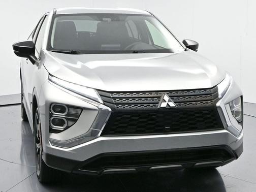 2023 Mitsubishi Eclipse Cross LE
