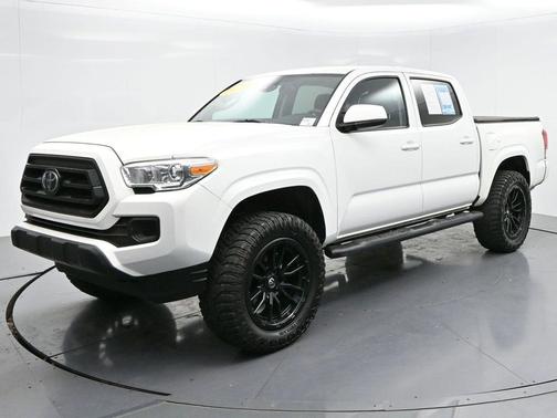 Ice Cap 2023 Toyota Tacoma SR