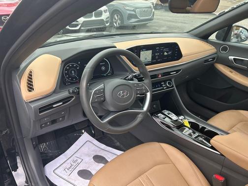 2021 Hyundai SONATA Limited