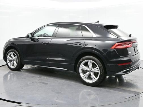 2020 Audi Q8 55 Premium Plus