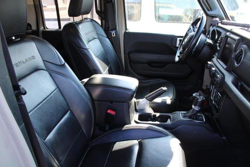 Gobi Clearcoat 2020 Jeep Gladiator Overland