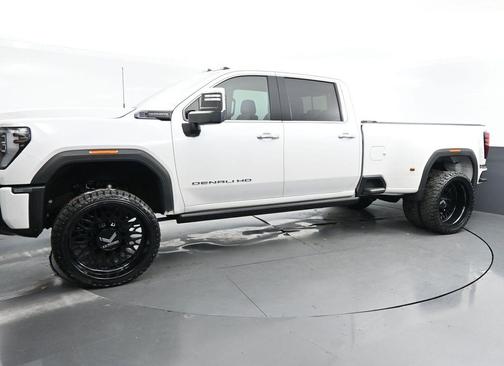 2024 GMC Sierra 3500 Denali
