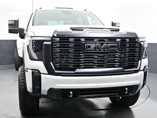 2024 GMC Sierra 3500 Denali