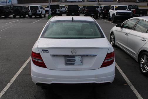 2014 Mercedes-Benz C-Class Luxury