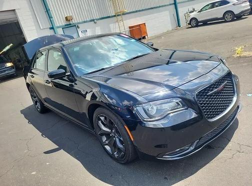 2022 Chrysler 300 S