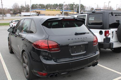 2014 Porsche Cayenne GTS