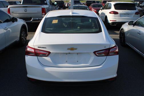 2022 Chevrolet Malibu FWD LT