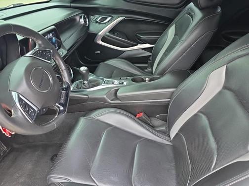 2017 Chevrolet Camaro 2LT