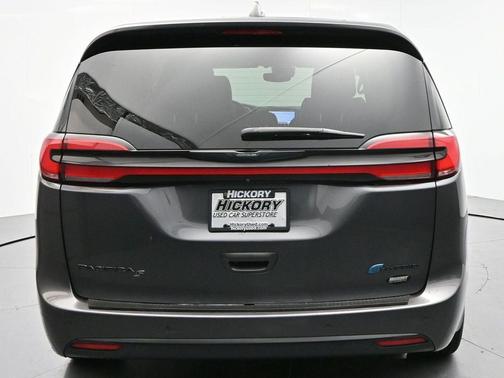 2022 Chrysler Pacifica Hybrid Limited