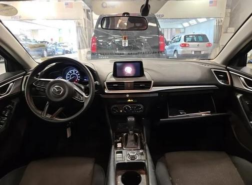 2017 Mazda Mazda3 Sport