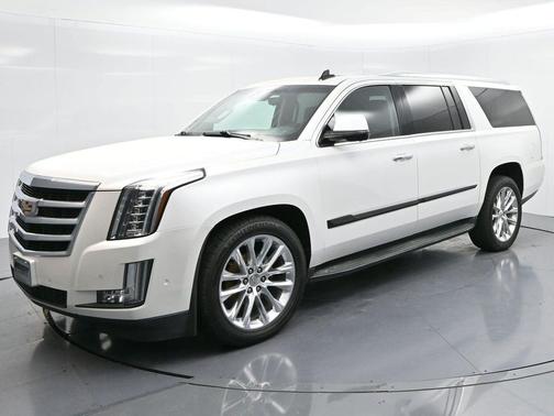 2017 Cadillac Escalade ESV Luxury