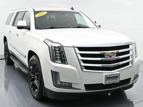 2017 Cadillac Escalade ESV Luxury