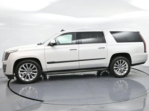 2017 Cadillac Escalade ESV Luxury