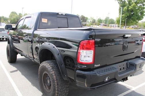 Diamond Black Crystal Pearlcoat 2019 RAM 2500 Big Horn Mega Cab 4x4 6'4' Box