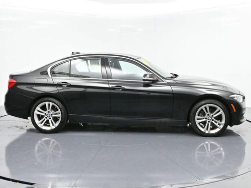 2018 BMW 330 xDrive